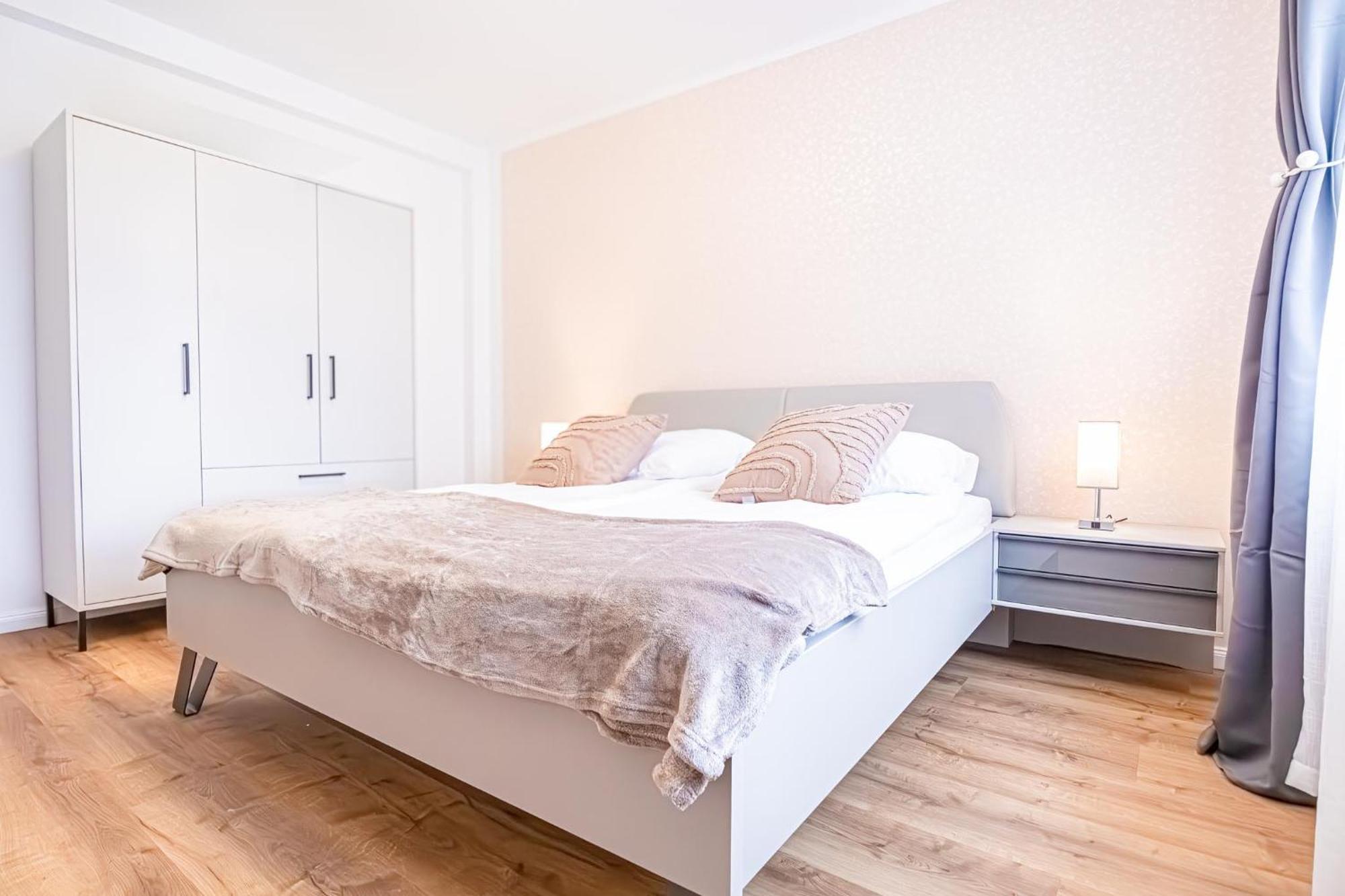 Charming 1Br And 1Lr Apt Modern Design Donaustadt Wien Eksteriør bilde
