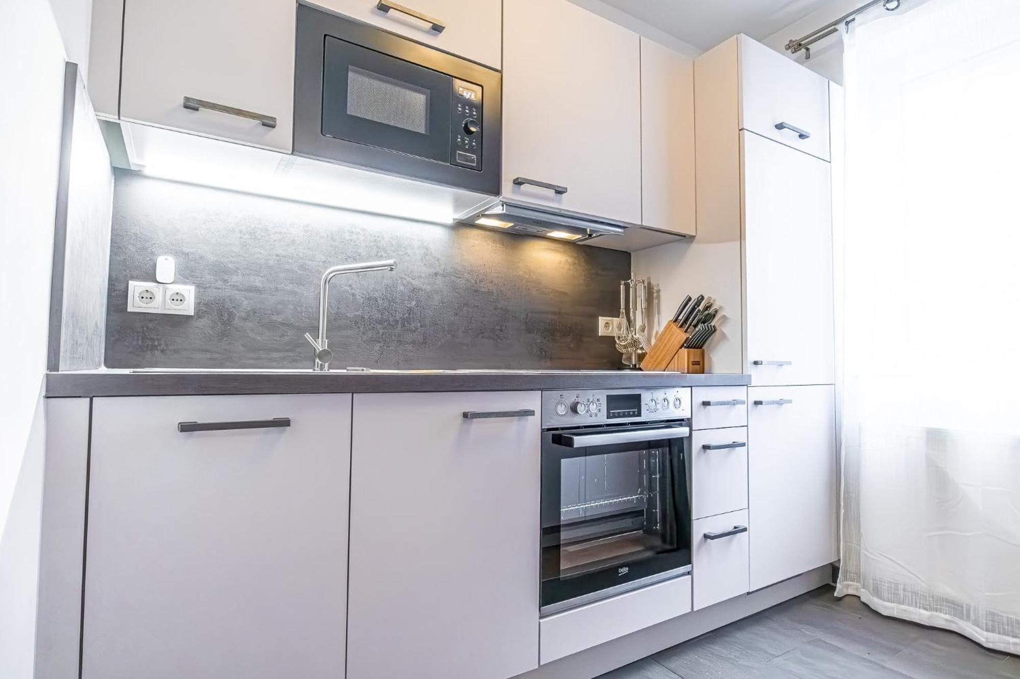 Charming 1Br And 1Lr Apt Modern Design Donaustadt Wien Eksteriør bilde