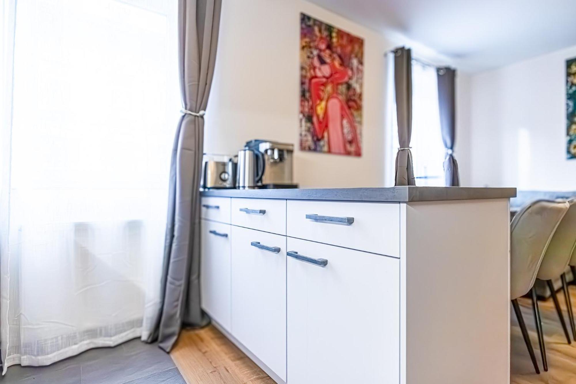 Charming 1Br And 1Lr Apt Modern Design Donaustadt Wien Eksteriør bilde