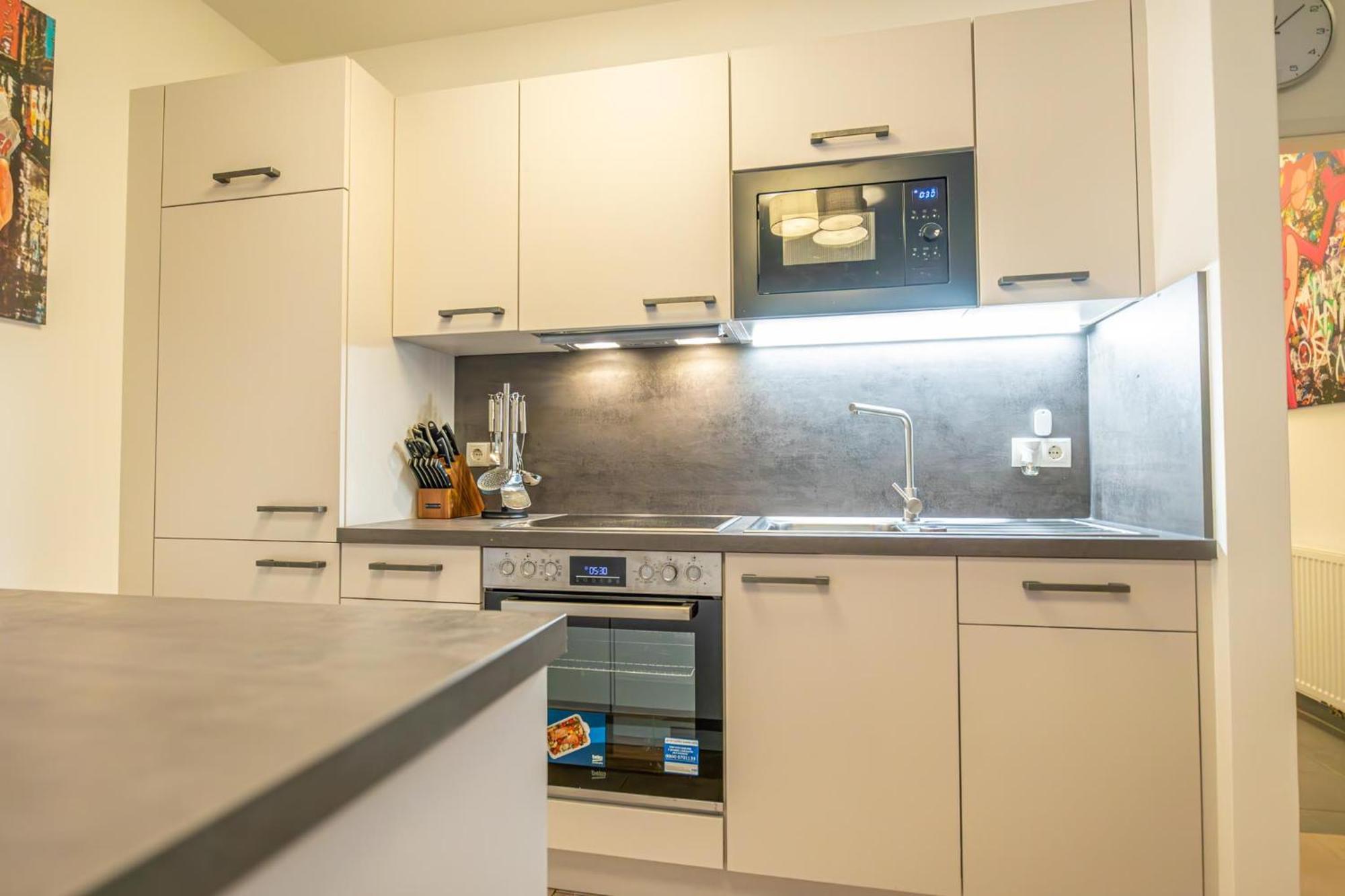Charming 1Br And 1Lr Apt Modern Design Donaustadt Wien Eksteriør bilde