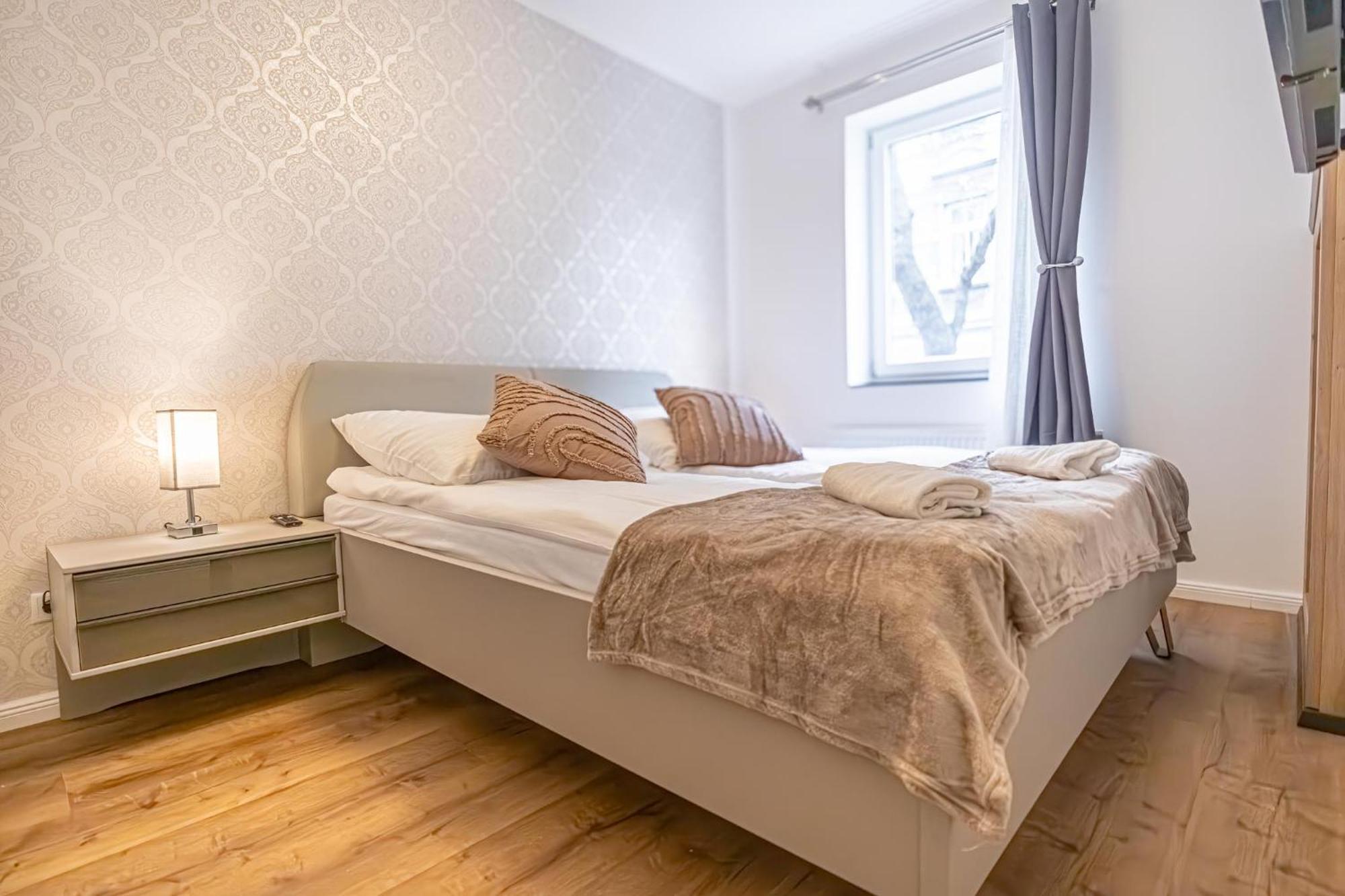 Charming 1Br And 1Lr Apt Modern Design Donaustadt Wien Eksteriør bilde