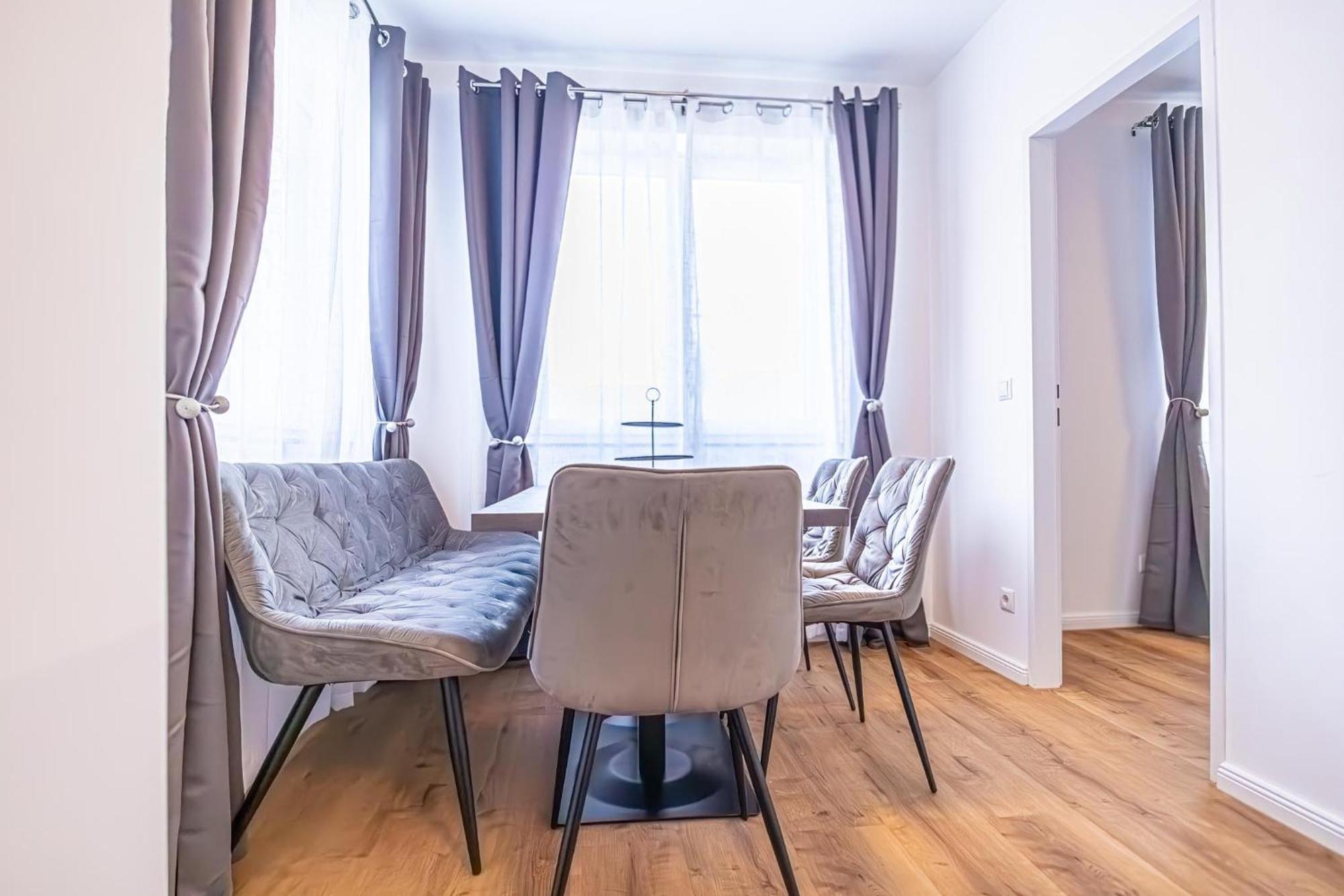 Charming 1Br And 1Lr Apt Modern Design Donaustadt Wien Eksteriør bilde